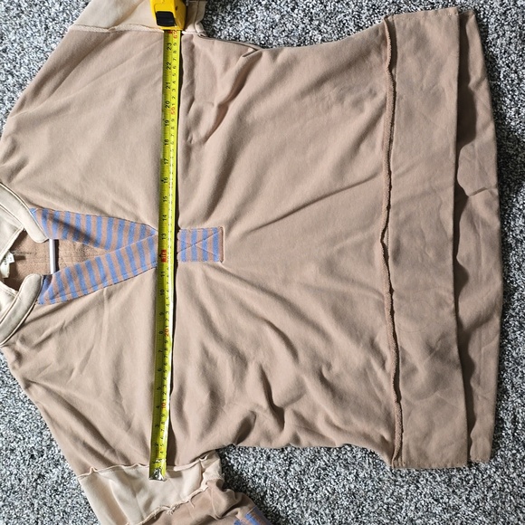 V neck sweatshirt - Picture 7 of 8